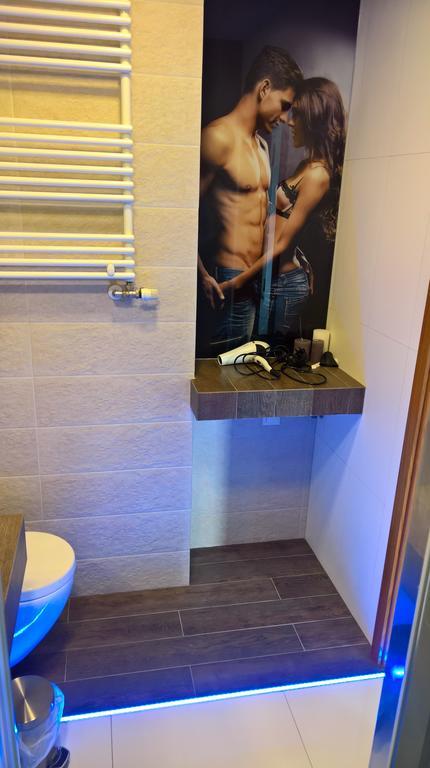Top Oder Apartments- Private Parking Szczecin Luaran gambar