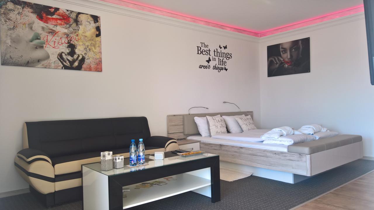 Top Oder Apartments- Private Parking Szczecin Luaran gambar